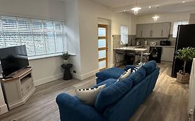 The Seaside Snug